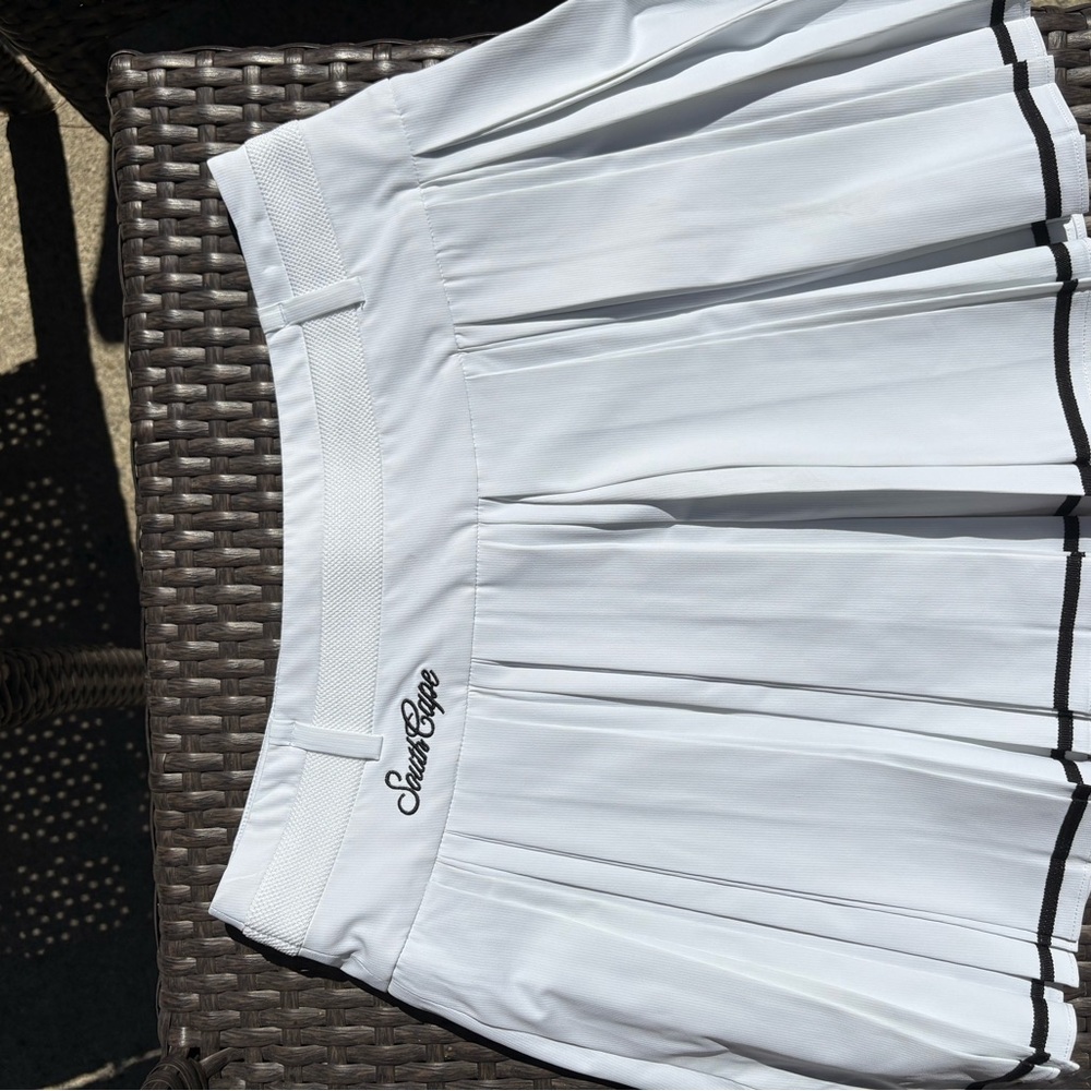 Korean golf brand White Pleated Mini Skirt